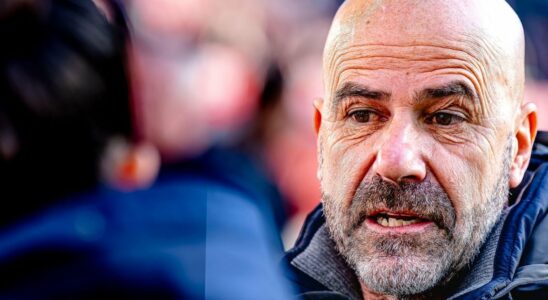 1734355485 PSV Trainer Peter Bosz entscheidet sich fur Joel Drommel und greift