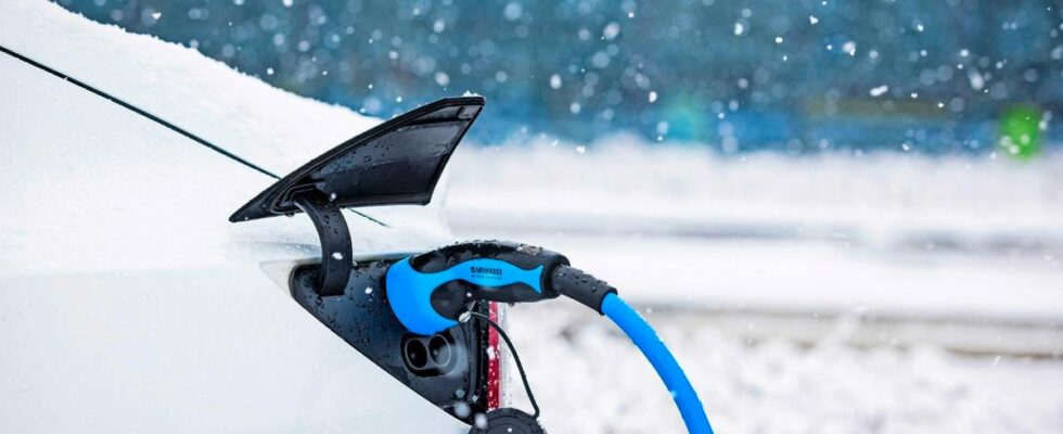 1734529221 Mit dem Elektroauto zum Wintersport fahren Ein bisschen ratselhaft aber