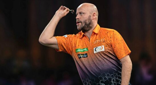 1734561389 LIVE Darts WM Christian Kist scheidet trotz uberragendem Neun Darter aus