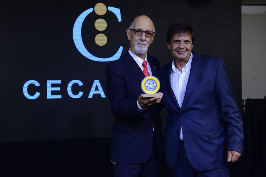 Bernardino García, president of CECAITRA giving his speech