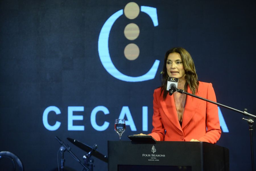 Bernardino García, president of CECAITRA giving his speech