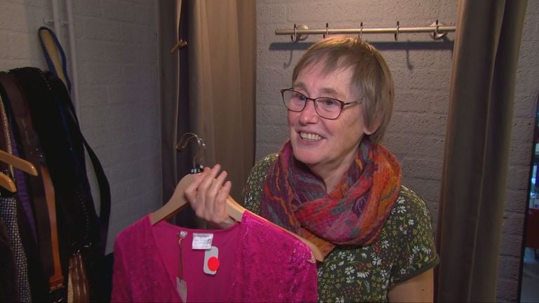 Marianne is very happy with her new pink acquisition (image: Omroep Brabant).