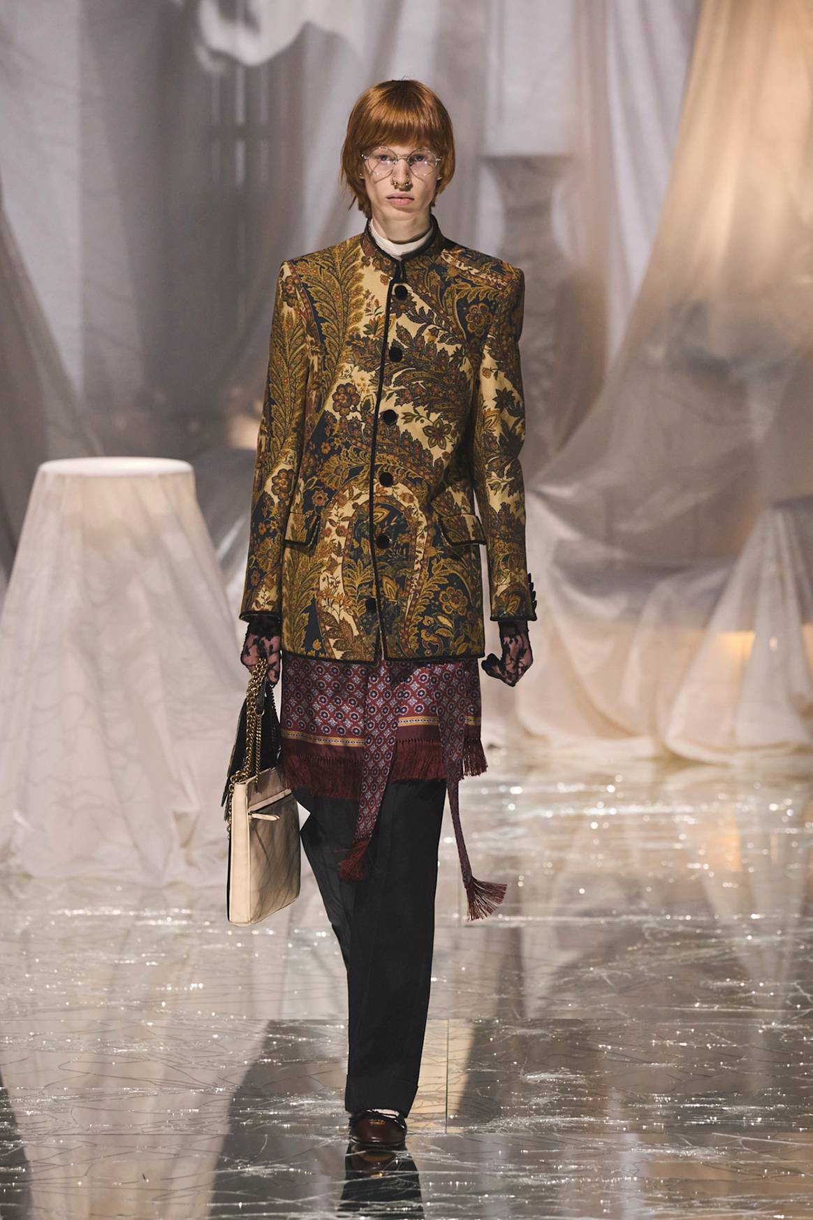 Valentino, ready-to-wear collection “Pavillon des Folies” for Primavera/Verano 2025.