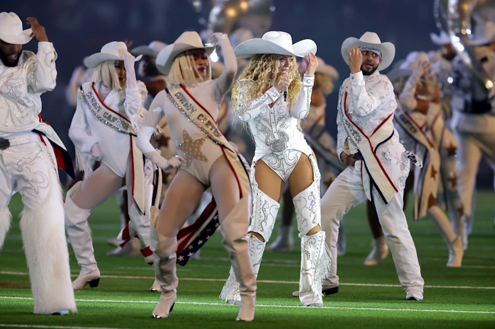 „Queen B“ sang teils auf dem Rasen des Stadions