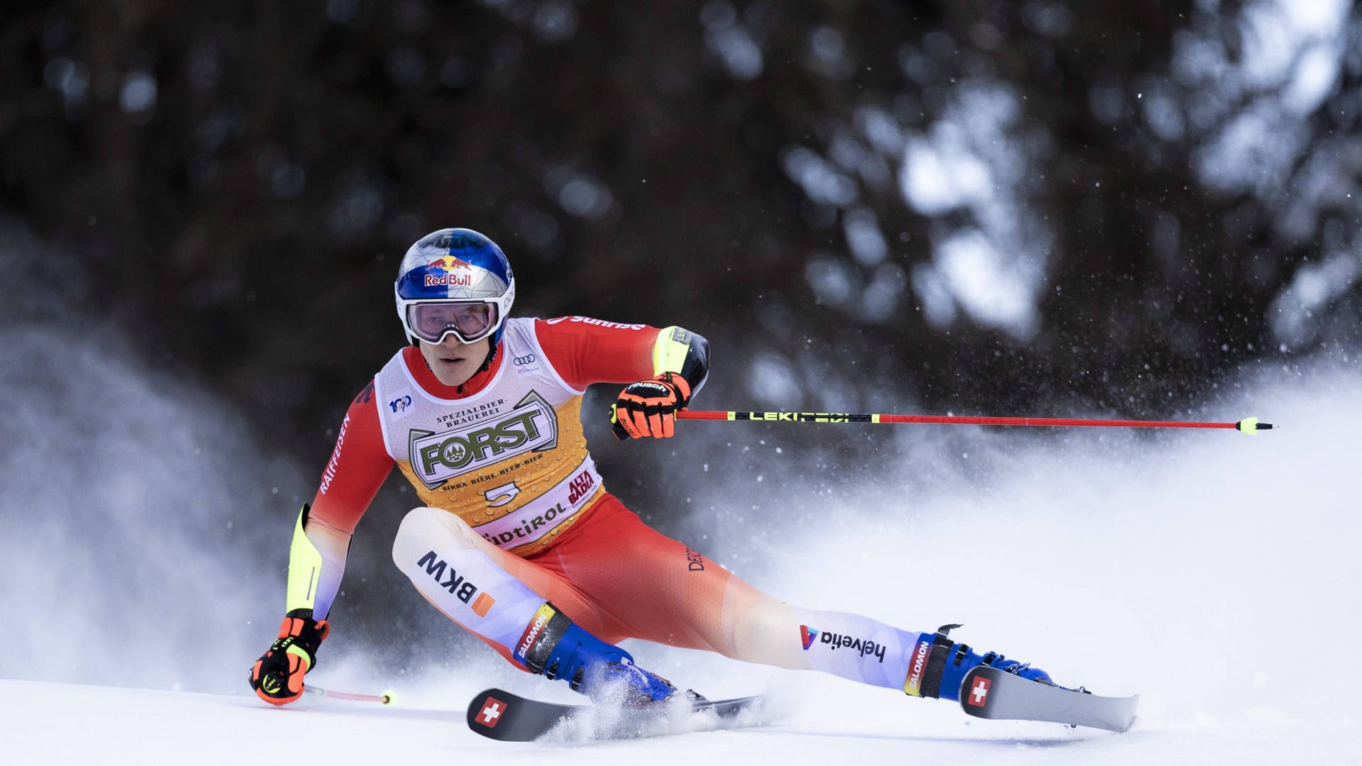 Marco Odermatt: He prevailed in difficult slope conditions. Marco Odermatt: He prevailed in difficult slope conditions.