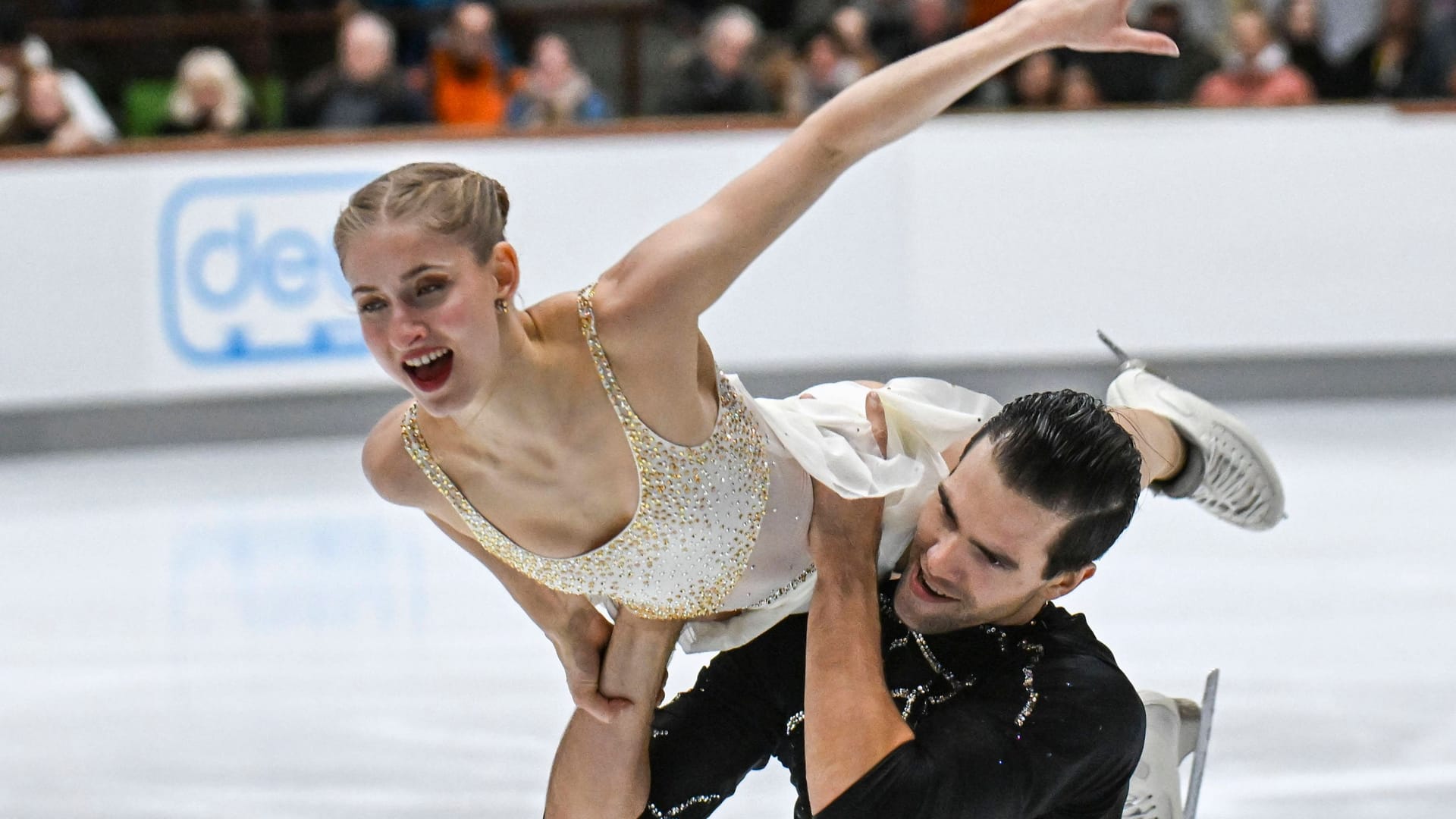 Minerva-Fabienne Hase: She was able to defend her title with her partner Nikita Volodin.