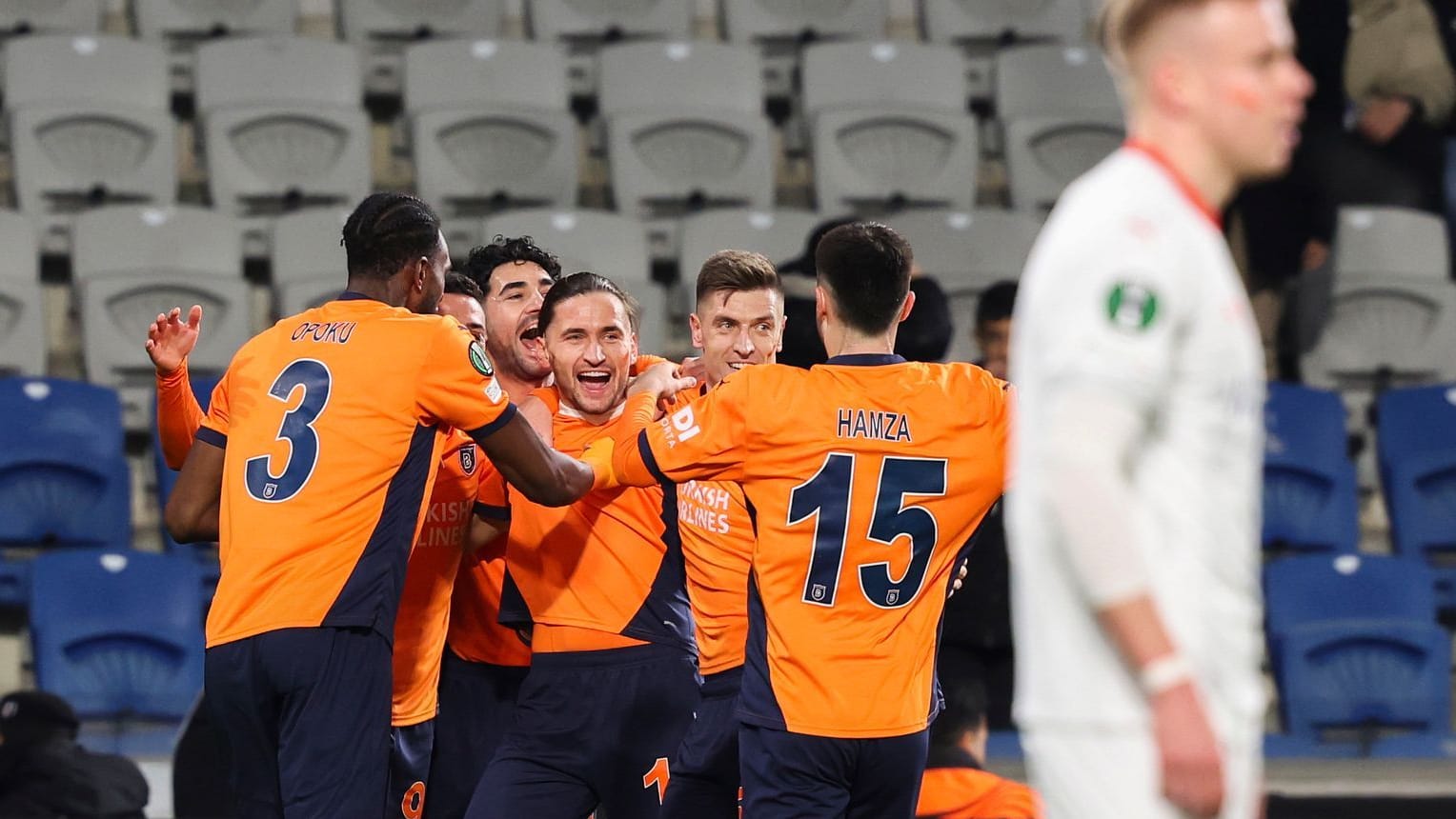 Conference League: Basaksehir celebrates victory against Heidenheim.