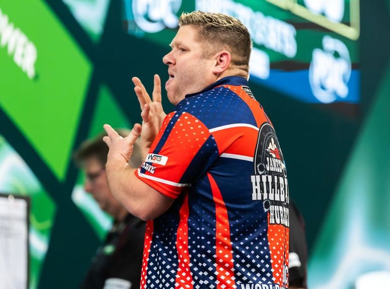 James Hurrell could not shake Michael van Gerwen (photo: PDC).