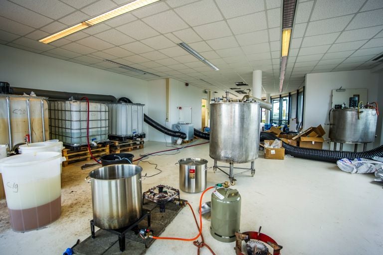 Lab in office building in Best, 2024 (Photo: SQ Vision)