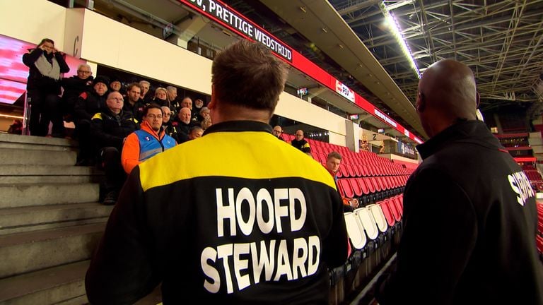 Steward briefing in the south stand