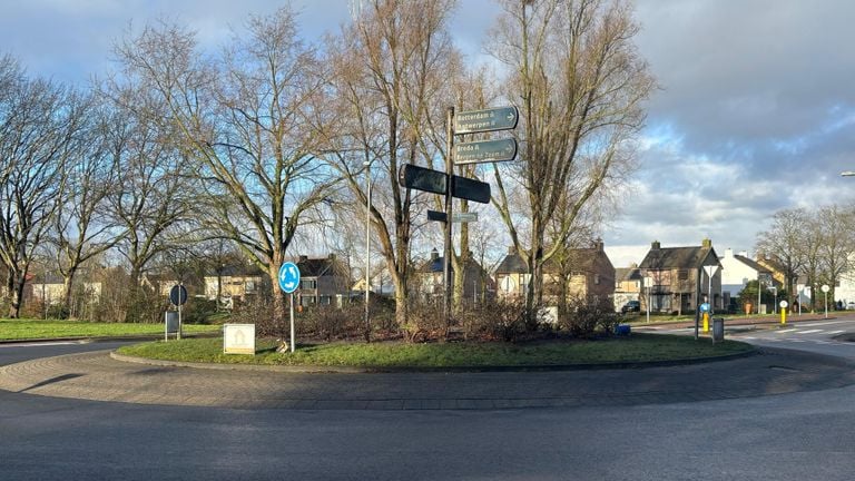 The roundabout where things went wrong (photo: Sven de Laet).