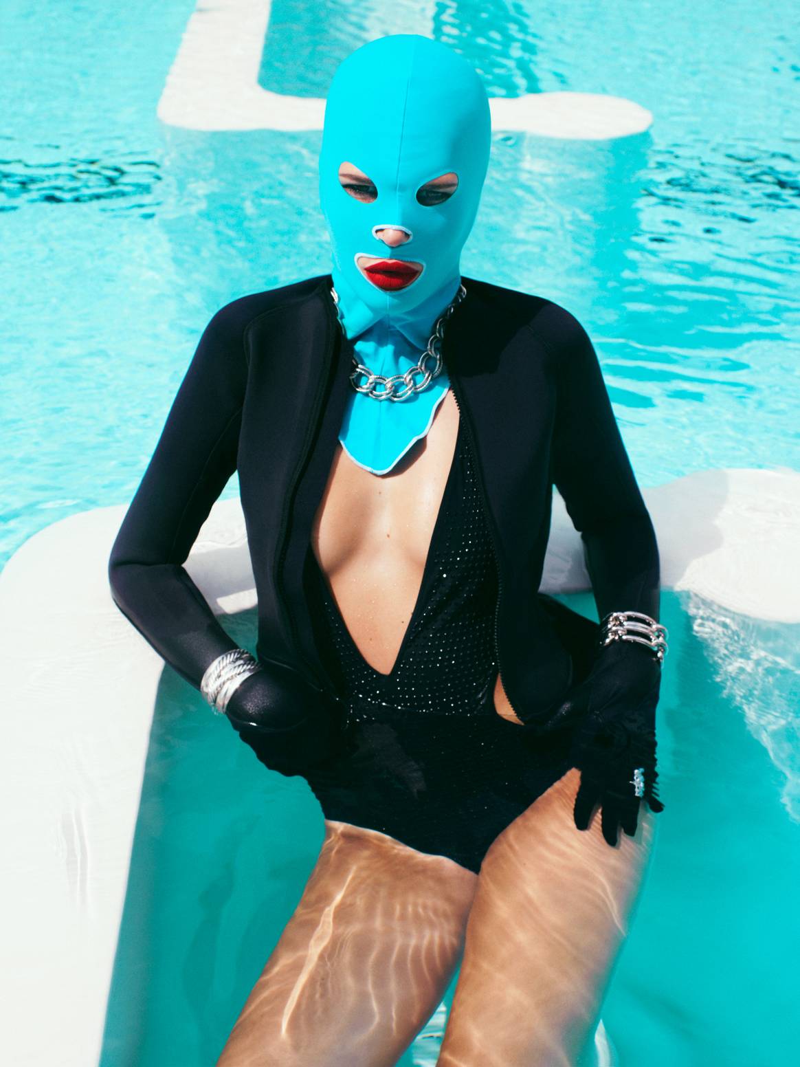A facekini.
