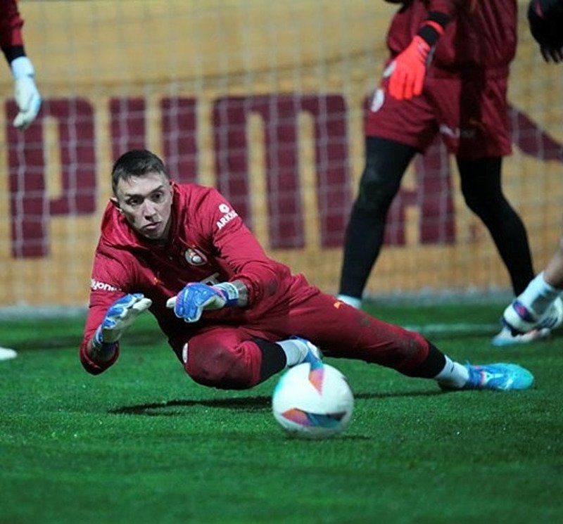 galatasaray-goztepe-maci-ne-zaman-saat-kacta-ve-hangi-kanalda-muhtemel-11ler-1735974079908.jpeg