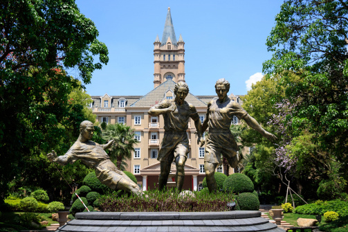 © imago - A look at what is probably the largest football school in the world in Guangzhou, China