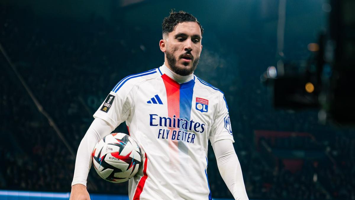 Rayan Cherki, la perla que gusta al PSG