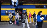 Passengers at Lelystad Centrum station. The Lelylijn should go from the Randstad and Lelystad through Friesland to Groningen. 