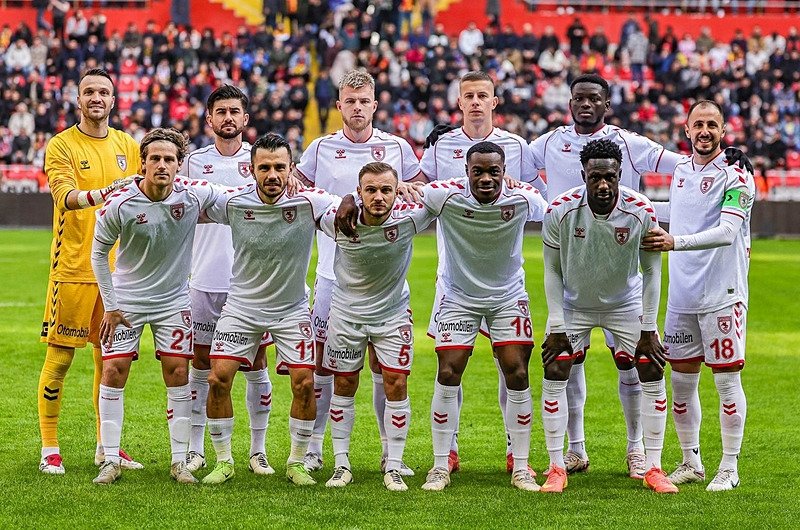 besiktas-samsunspor-canli-besiktas-reeder-samsunspor-maci-ne-zaman-saat-kacta-ve-hangi-kanalda-trendyol-super-1737186411269.jpeg