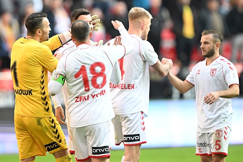besiktas-samsunspor-canli-besiktas-reeder-samsunspor-maci-ne-zaman-saat-kacta-ve-hangi-kanalda-trendyol-super-1737186408022.jpeg