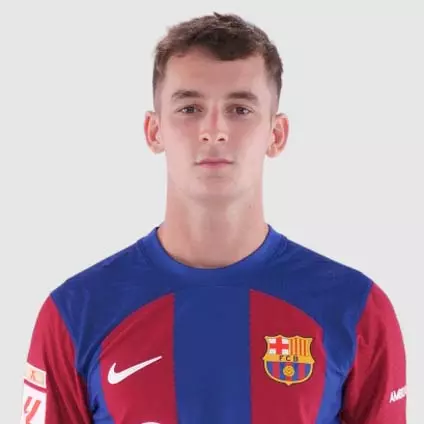 Marc Casadó, Centrocampista
