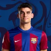 Gerard Martín, Defensa