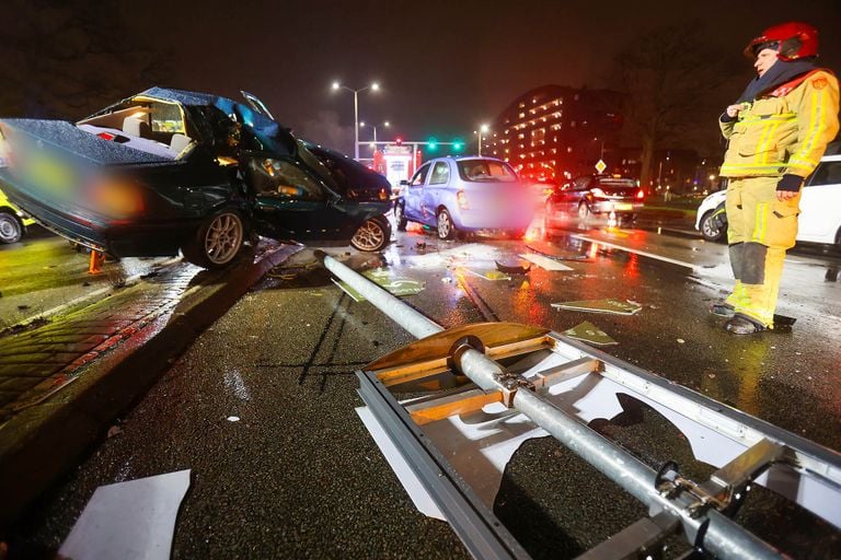 The car crashed into a lamppost (photo: Arno van der Linden/SQ Vision).