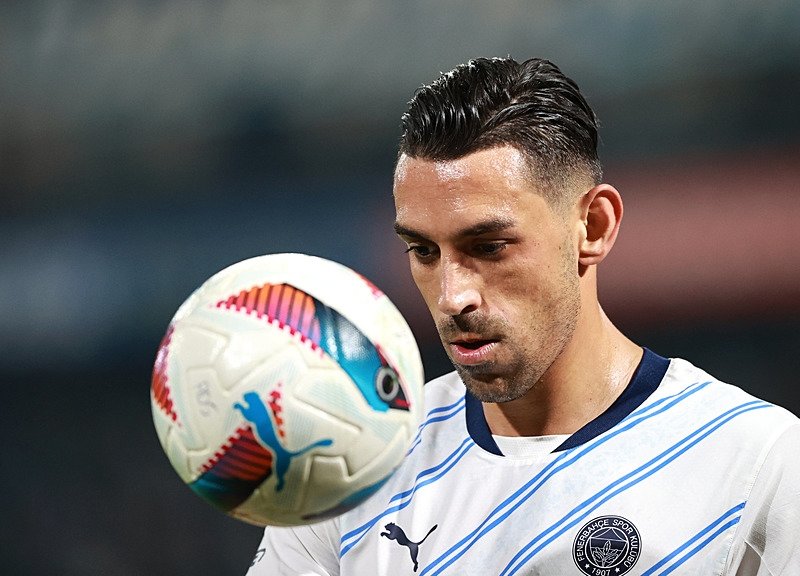fenerbahce-lyon-maci-sifresiz-mi-fenerbahce-lyon-maci-ne-zaman-saat-kacta-ve-hangi-kanalda-uefa-avrupa-ligi-1737616803874.jpeg