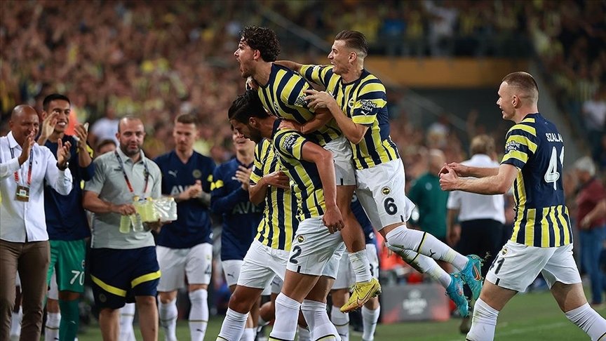 fenerbahce-lyon-maci-sifresiz-mi-fenerbahce-lyon-maci-ne-zaman-saat-kacta-ve-hangi-kanalda-uefa-avrupa-ligi-1737617135275.jpg