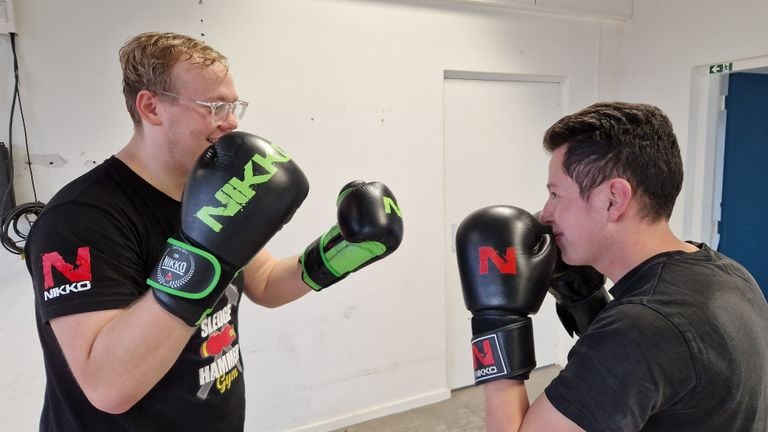 Erik and Andres boxing together (photo: Tom Berkers).