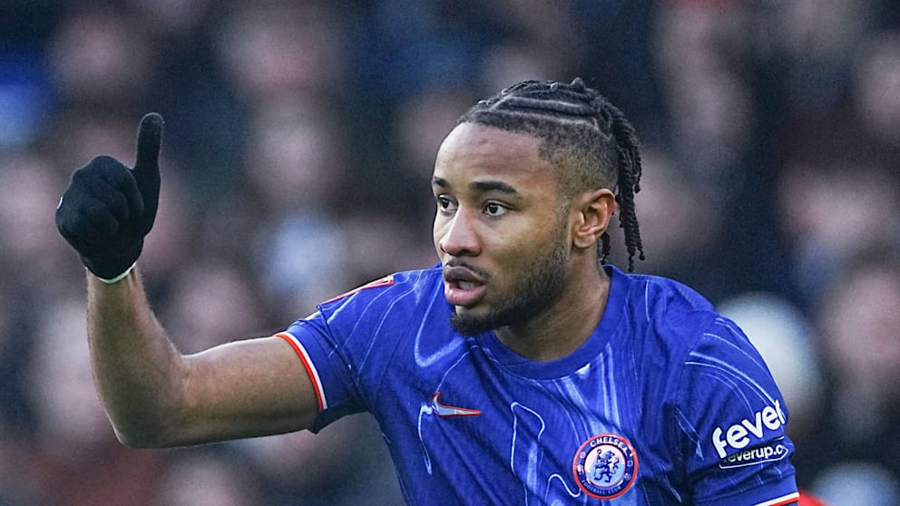 FC Bayern München erwägt Verpflichtung von Christopher Nkunku: Mathys Tel sorgt für Diskussionsstoff