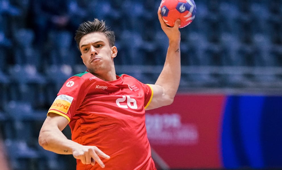 Haben für Portugal Handball-Geschichte geschrieben: Martim Costa (22/l.) und Bruder Francisco