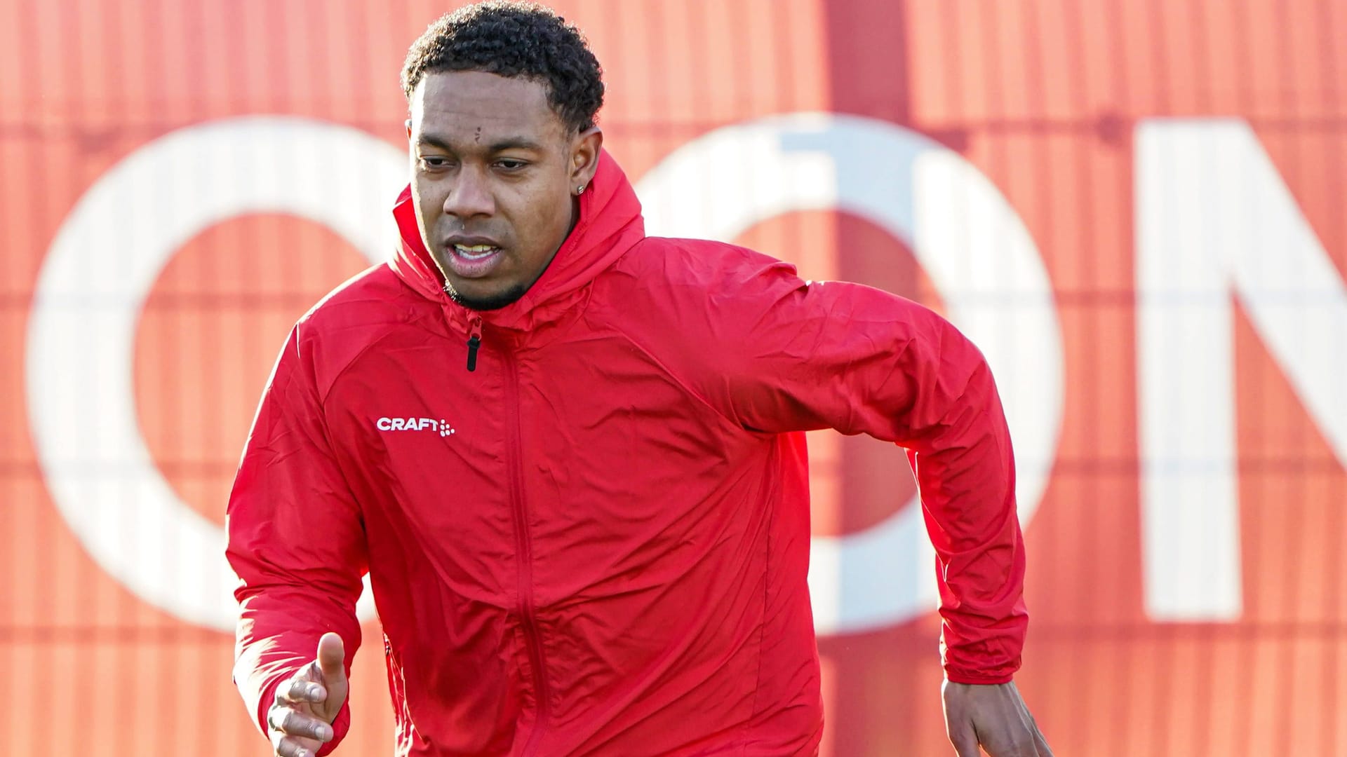 Jean-Paul Boëtius: The midfielder joins Darmstadt 98. Jean-Paul Boëtius: The midfielder joins Darmstadt 98.