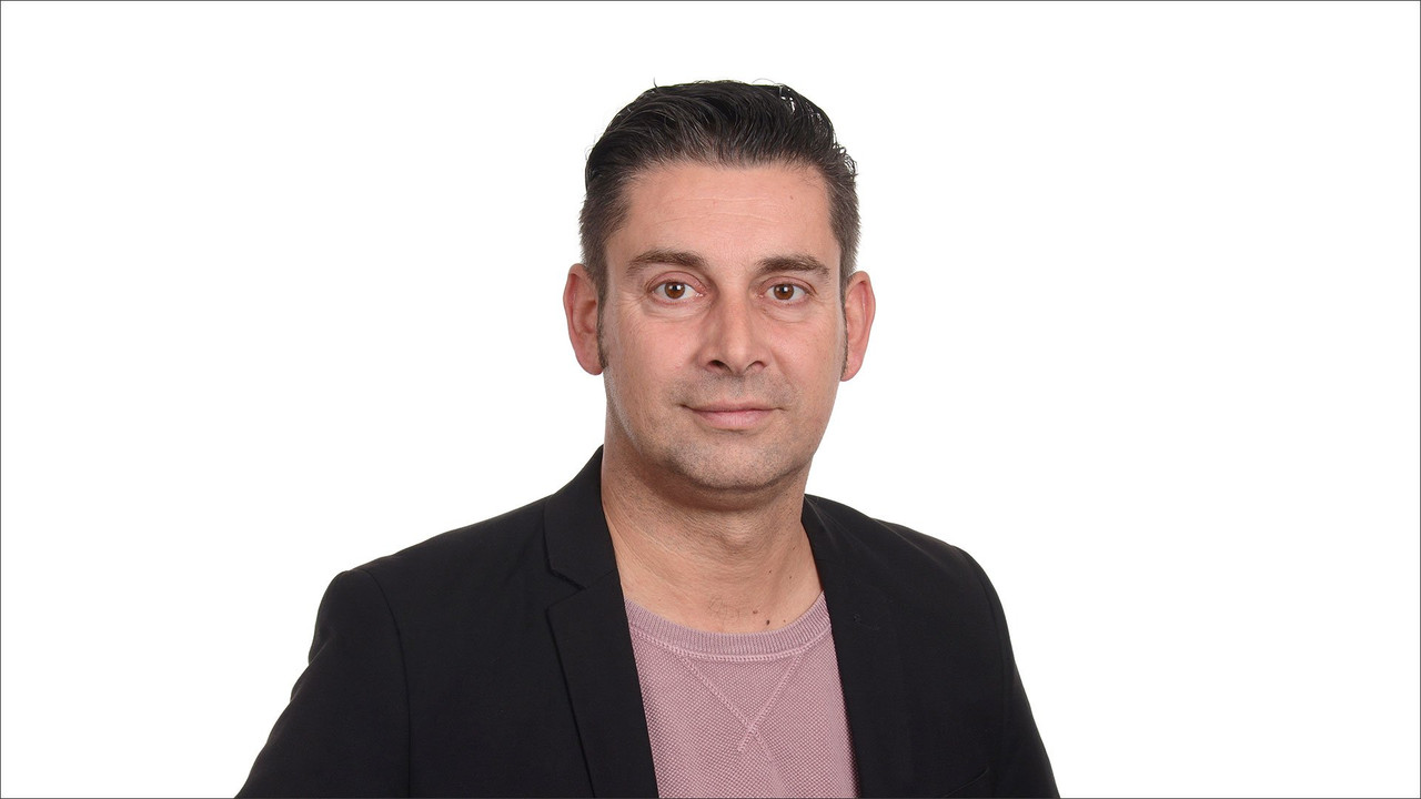 Profile photo of Ronald Strater