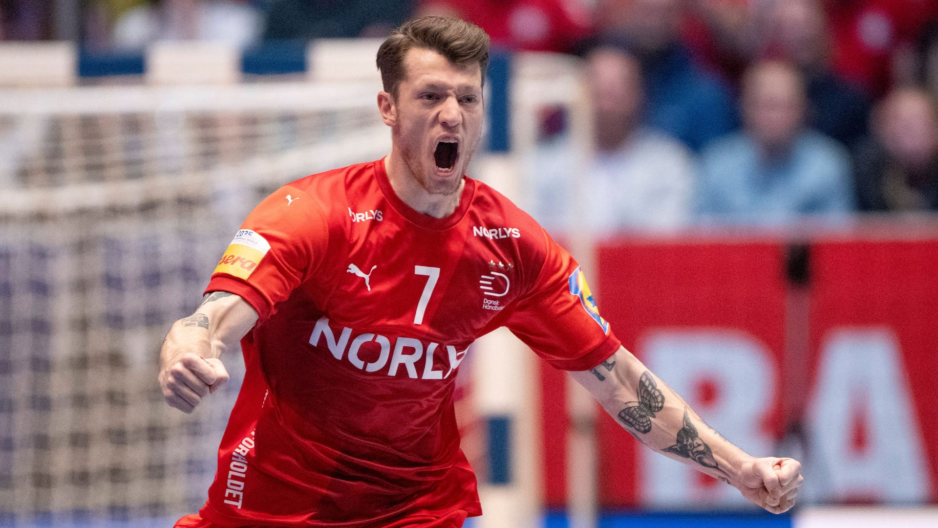 Strong presentation in the semi -finals: Emil Jakobsen and Denmark can cheer.