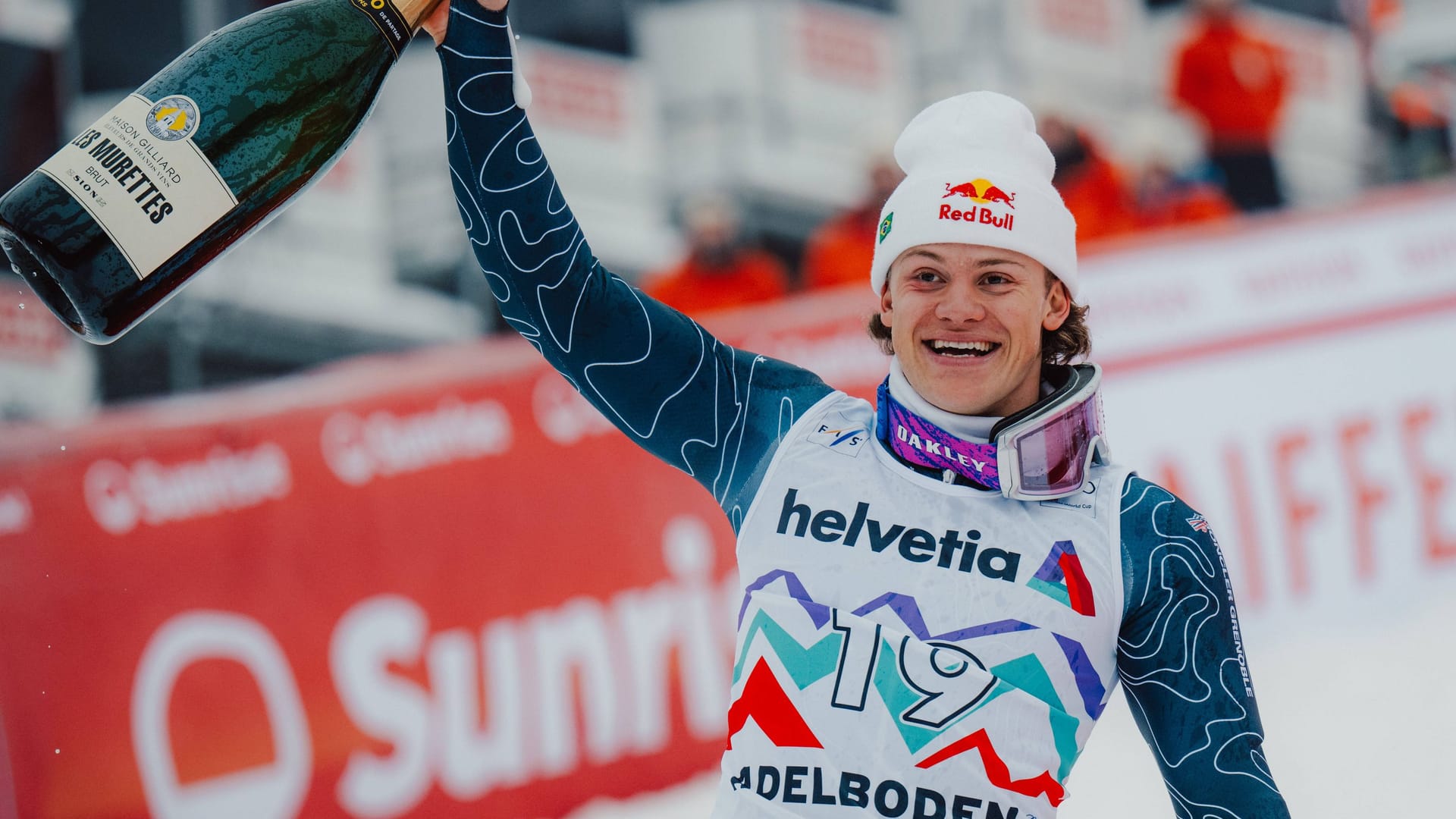 Lucas Pinheiro Braathen: He celebrated his second place.