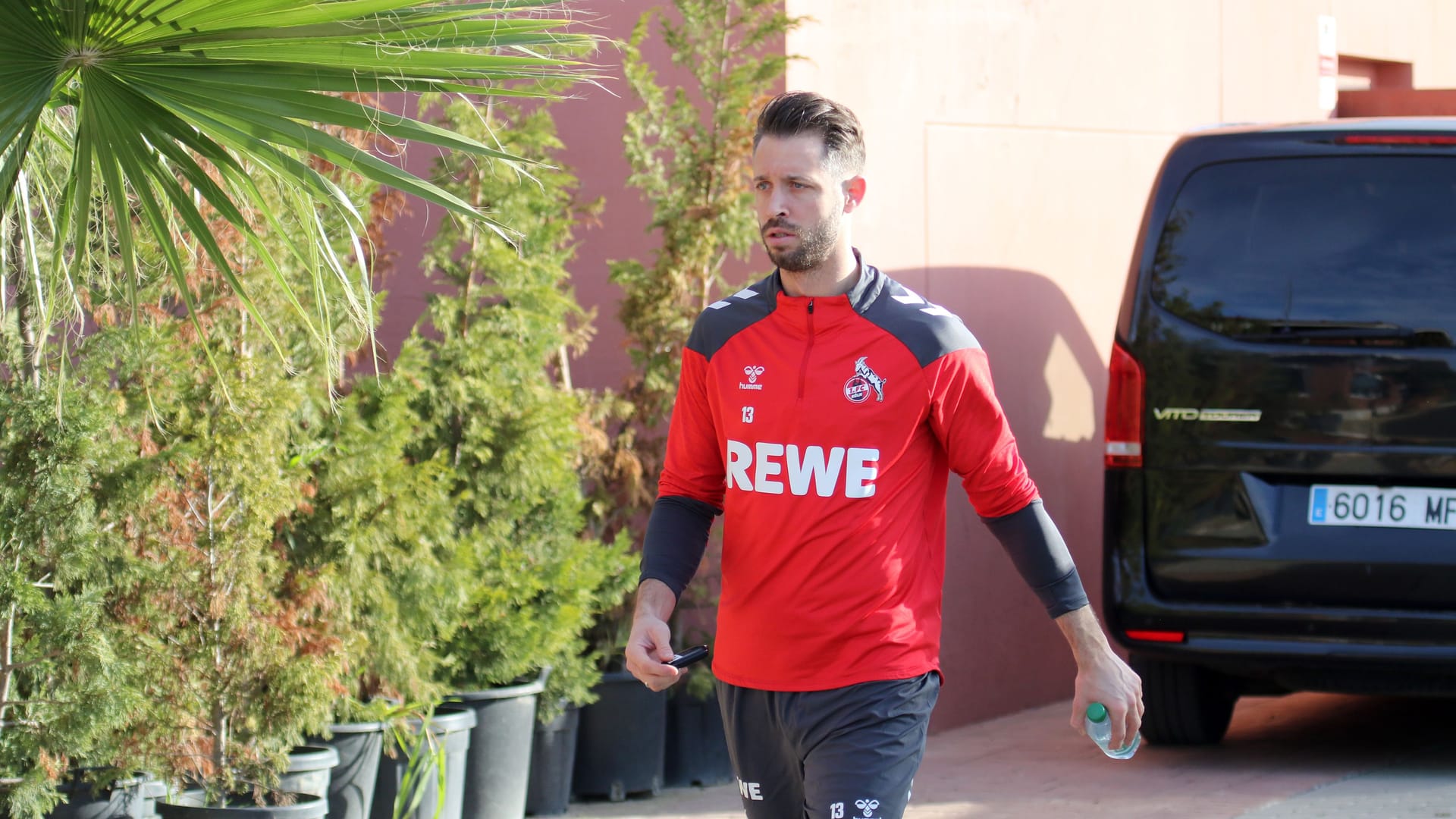 Mark Uth is injured during the training camp in Estepona.