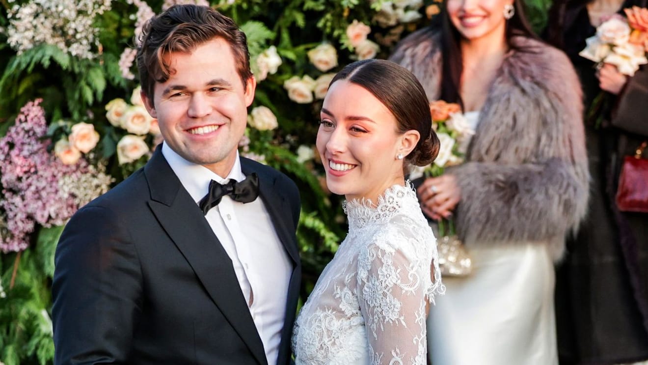 Magnus Carlsen (left) and Ella Victoria Malone: ​​You married in the Holmenkollen chapel.