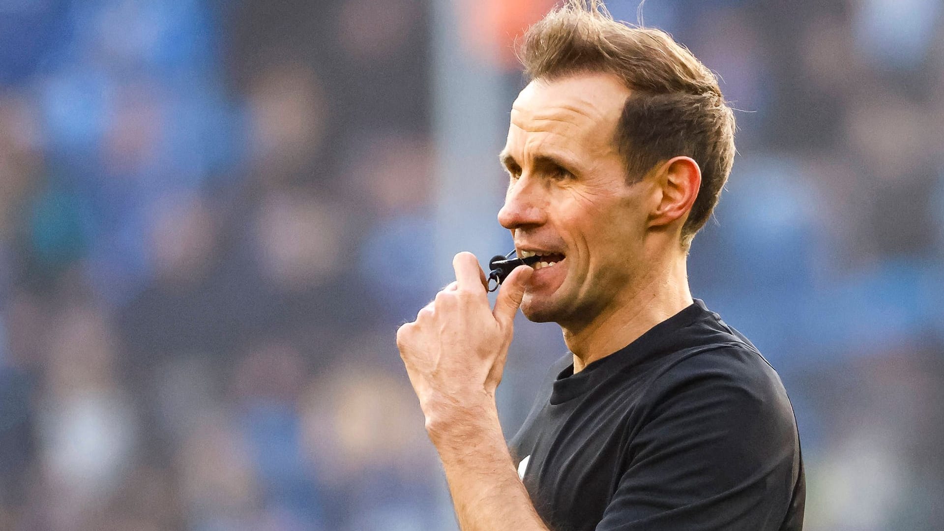 Sascha Stegemann: The referee should soon be heard in the stadium.