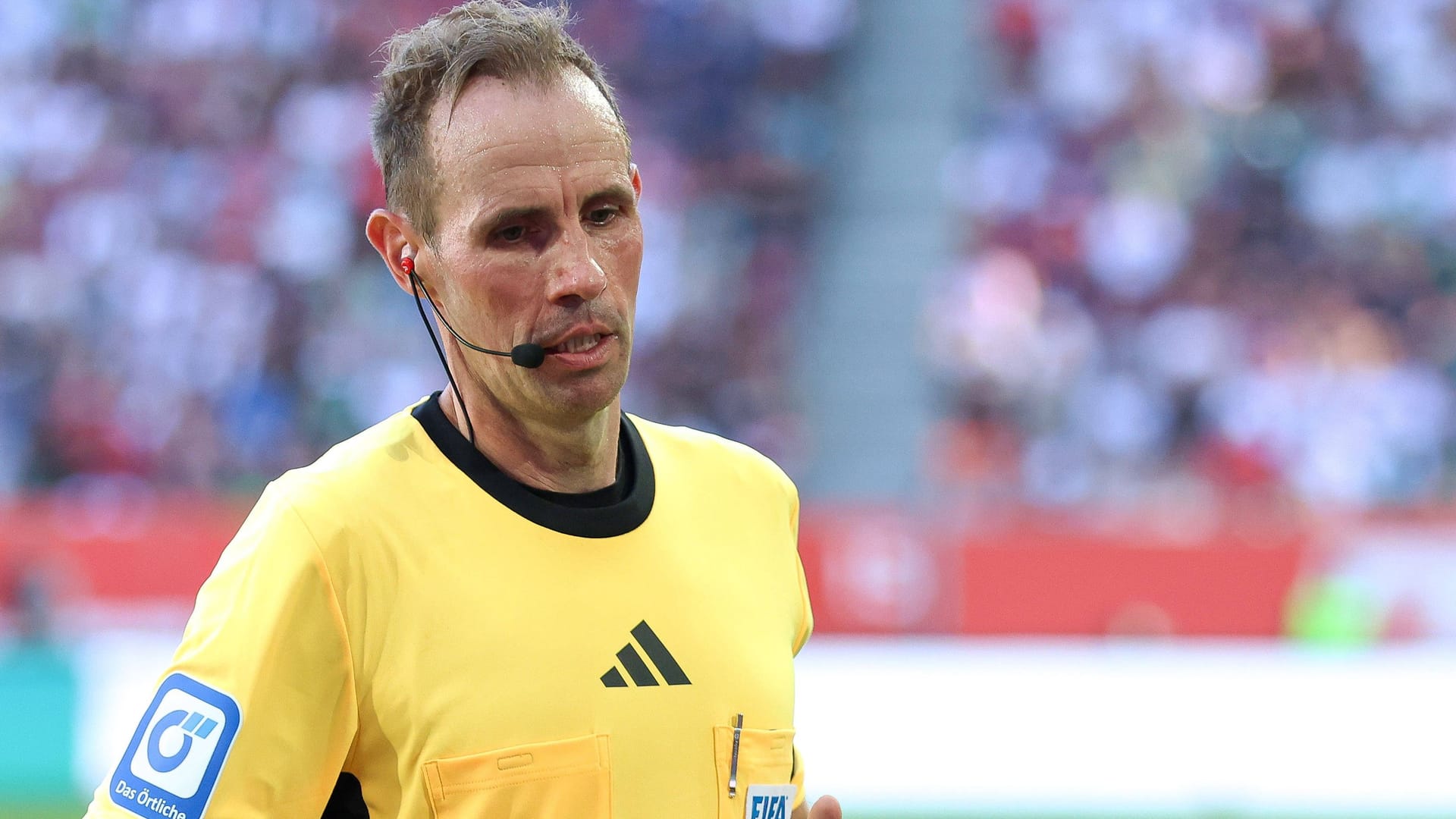 Sascha Stegemann: The referee hasn't whistled BVB games for a long time.