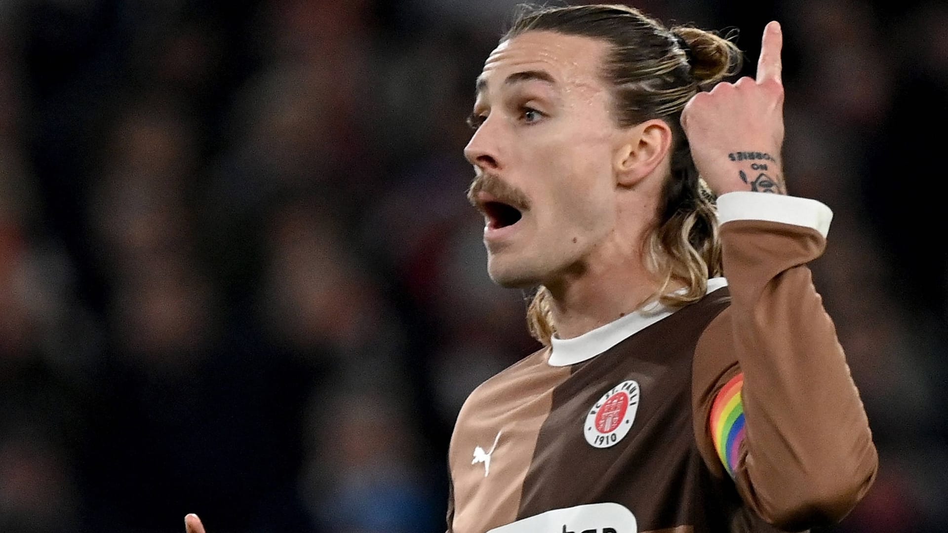 Jackson Irvine: The captain of FC St. Pauli gets a new teammate.