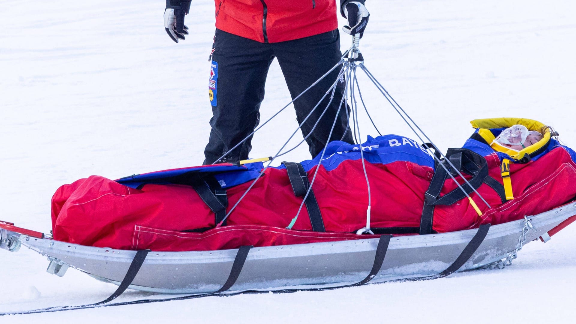Tereza Nova: She was picked up by a helicopter.