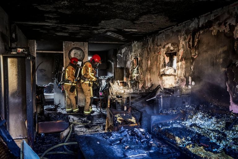The fire brigade was powerless against the fierce fire (photo: SQ Vision).