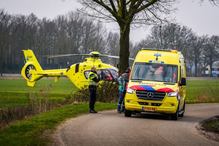 A trauma helicopter was also used (photo: SQ Vision).
