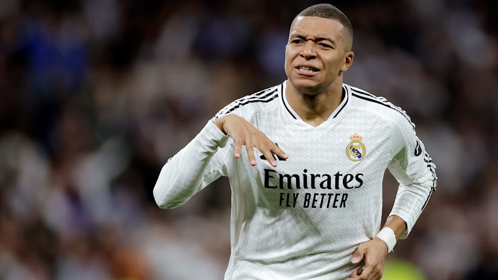 Mbappé lässt sich von den Real-Fans feiern