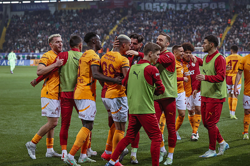muhtemel-11ler-galatasaray-fenerbahce-maci-ne-zaman-saat-kacta-ve-hangi-kanalda-trendyol-super-lig-1740378236222.png