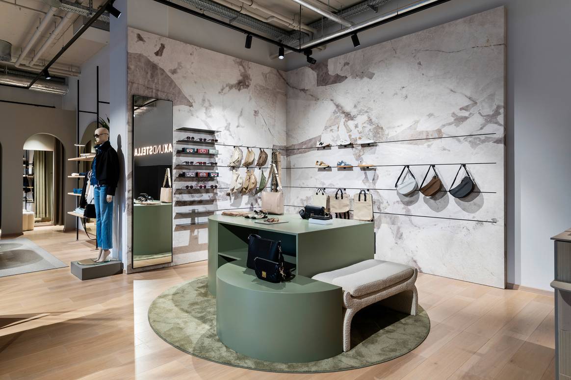 Maxundstella store