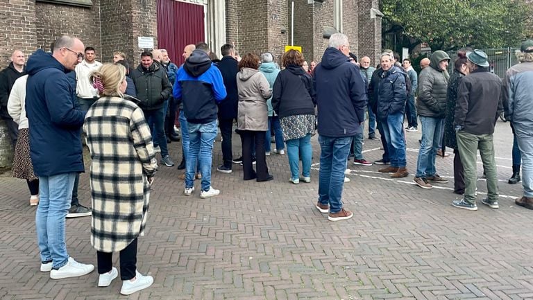 Residents of Heerle gathered last year for the information meeting in the village house (photo: Erik Peeters)