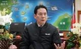 Regional director Wang Chung Ming talks with journalists about the double cable break that the Matsu Islands closed off the internet.