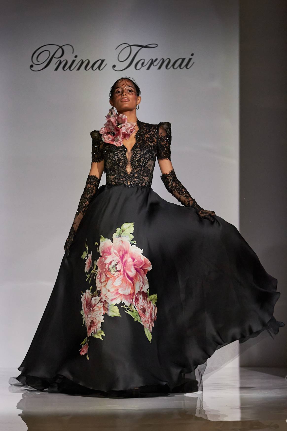 Pnina Tornai for Kleinfeld FW25-bride