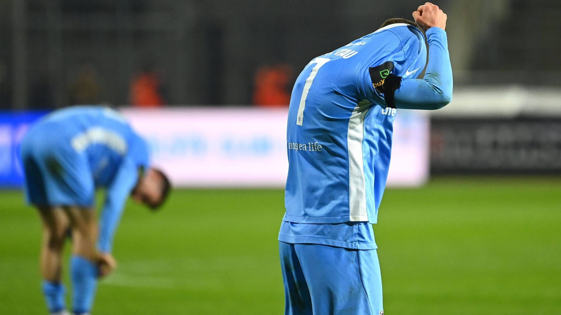 Julian Gutau (front right) no longer wants to look: 1860 Munich also disappointed against Bielefeld.