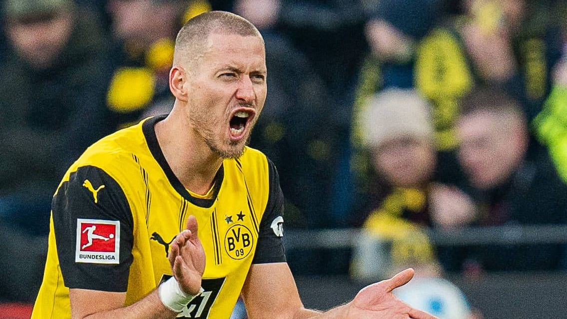 Waldemar Anton: The BVB defender experienced a bitter afternoon against his ex-club Stuttgart.